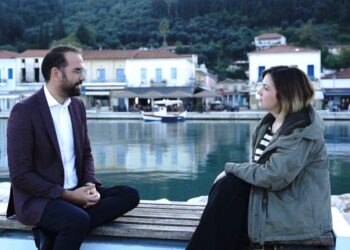 Ο Νεκτάριος Φαρμάκης ανοίγει τα χαρτιά του στα «Πολιτικά Νέα» (βίντεο)