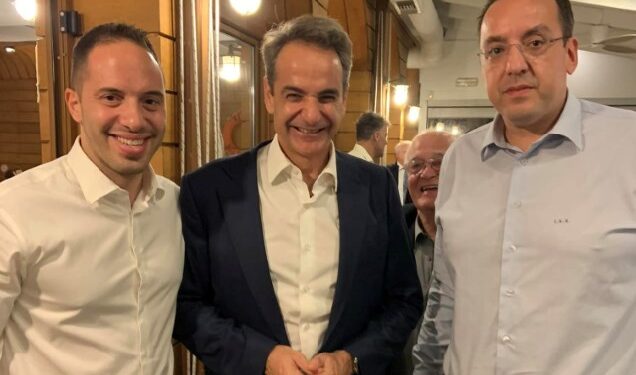 Λευτέρης Βαρουξής: Κοντά στον Πρωθυπουργό…