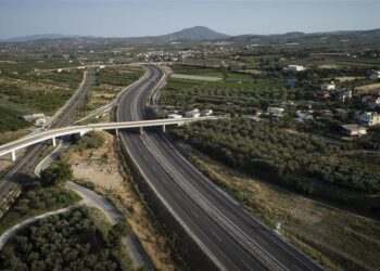 Σημαία… για το Υπ. Υποδομών η Πατρών-Πύργου