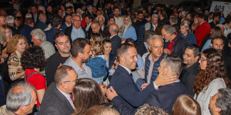 «Με τον Λευτέρη μαζί στη Νέα Εποχή!» – Πλήθος κόσμου στην ομιλία του Λευτέρη Βαρουξή στον Πύργο
