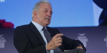 Δημήτρης Αβραμόπουλος: Έκανε αποκαλύψεις