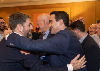 Μιχάλης Κατρίνης: Ψηλά και μπροστά!