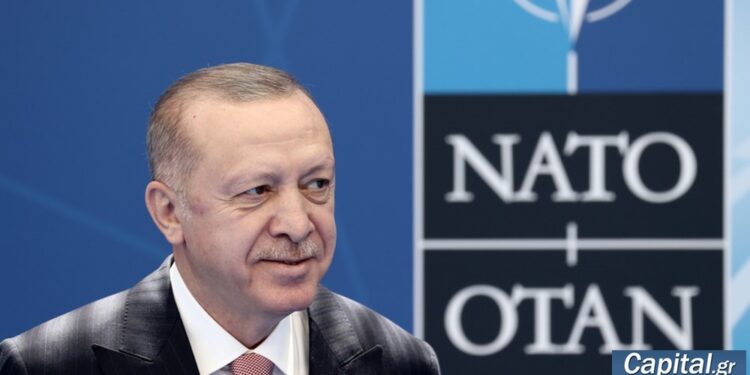 Ο Ερντογάν ζητά «μονοπάτι» για την ένταξη της Τουρκίας στην ΕΕ για το «ναι» στη Σουηδία