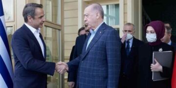 Οι κόκκινες γραμμές Μητσοτάκη στη συνάντηση με τον Ερντογάν στο Βίλνιους