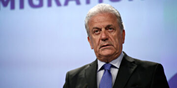 Kατά της πολυκομματικής