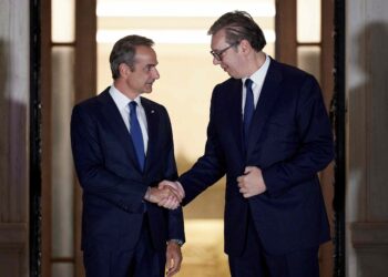 Συνάντηση Μητσοτάκη – Βούτσιτς στο Μαξίμου για τις προτεραιότητες στις «άριστες διμερείς σχέσεις»