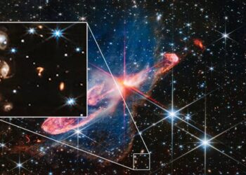 Το τηλεσκόπιο της NASA εντόπισε ένα «κοσμικό ερωτηματικό» στο βαθύ διάστημα