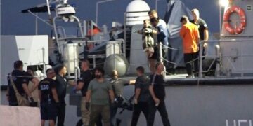 Στο Κατάκολο 60 μετανάστεςαπό το Ιράκ και το Ιράν