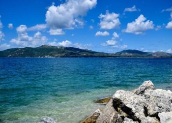 Καιρός: Υψηλές θερμοκρασίες στη χώρα σήμερα – Πού θα φτάσει το θερμόμετρο