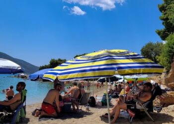 Καιρός: Ανεβαίνει μέχρι τους 38 βαθμούς η θερμοκρασία – Πού θα βρέξει