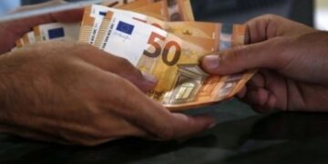 Ποιούς πληρώνουν E-ΕΦΚΑ και  ΔΥΠΑ από 21 έως 25 Αυγούστου