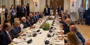Συνάντηση Ελλήνων και Ινδών επιχειρηματιών