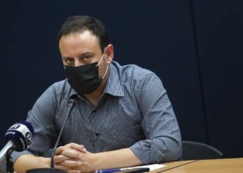 Μαγιορκίνης: Μέσα Οκτωβρίου ο επικαιροποιημένος εμβολιασμός για τον κορωνοϊό