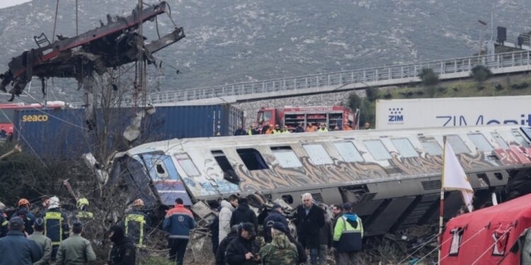 Τραγωδία στα Τέμπη: Ασκήθηκε ποινική δίωξη σε τέσσερα πρώην στελέχη του ΟΣΕ