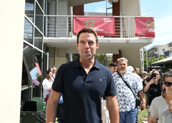 Στέφανος Κασσελάκης: Πιστεύω την Έφη Αχτσιόγλου για το SMS