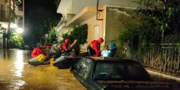 Κακοκαιρία Daniel: «Αλυσίδα» δήμων και φαρμακοποιών για να έχουν φάρμακα οι ασθενείς
