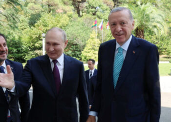 «Ανοικτός σε συνομιλίες» ο Πούτιν για συμφωνία για τα σιτηρά