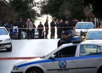 Τρόμος με ληστές τα ξημερώματα – Έδεσαν και απείλησαν με όπλα τα θύματα