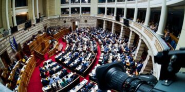 Εργασιακό νομοσχέδιο: Αρχίζει η συζήτηση στη Βουλή – Τι περιλαμβάνει