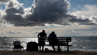 Καιρός : Μικρή άνοδος της θερμοκρασίας – Πού θα βρέξει