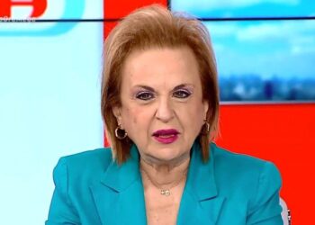 «Καμπανάκι» από τη Ματίνα Παγώνη λόγω κορονοϊού: Έφτασε στην Ελλάδα η παραλλαγή «Pirola»