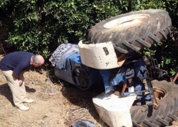 Νεκρός 25χρονος οδηγός τρακτέρ στην Πέλλα – Τον καταπλάκωσαν τα ξύλα που κουβαλούσε
