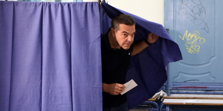 Η λάθος κίνηση του Τσίπρα – Το στέλεχος που εξασφάλισε ρόλο την επόμενη μέρα, λίγο πριν το τελικό ξεκαθάρισμα στο ΣΥΡΙΖΑ