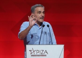 Τσακαλώτος: Ο κόσμος του ΣΥΡΙΖΑ να ψηφίσει την Κυριακή και να μείνει μετά μαζί μας