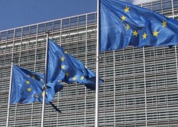 ΕΕ για Ταμείο Ανάκαμψης: Το ελληνικό σχέδιο προχωράει καλά, αλλά αντιμετωπίζει προκλήσεις