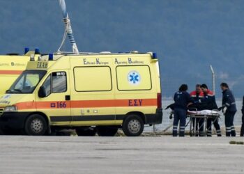 Τετράχρονος μεταφέρθηκε εσπευσμένα από τη Σκύρο στην Εύβοια – Έχρηζε άμεσης νοσοκομειακής βοήθειας