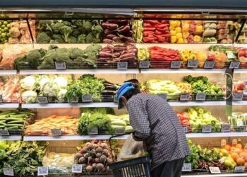 Σούπερ μάρκετ: Στο e-katanalotis οι τιμές για 33 φρούτα και λαχανικά