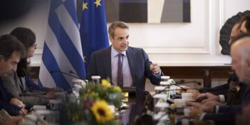 Καταπολέμηση της φοροδιαφυγής και μείωση του ενεργειακού κόστους, στην ατζέντα του υπουργικού συμβουλίου υπό τον πρωθυπουργό