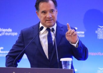 Άδωνις Γεωργιάδης: Σε δύο χρόνια ο μέσος μισθός θα φτάσει στα 1.500 ευρώ