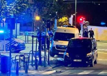 Νεκρός ο δράστης της επίθεσης στις Βρυξέλλες – Βρέθηκε δίπλα του το όπλο