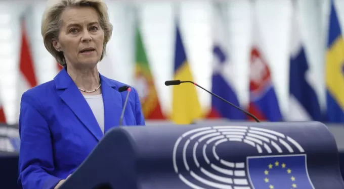 Φον ντερ Λάιεν: Πρέπει να καθορίζουμε ποιος έρχεται στην ΕΕ και υπό ποιες προϋποθέσεις