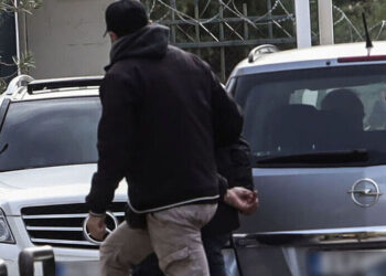 Βιασμός 12χρονης στον Κολωνό: Στο εδώλιο με βούλευμα η μητέρα για ακόμα ένα κακούργημα