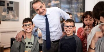H… ξεχωριστή συνάντηση του Κυριάκου Μητσοτάκη στο Μέγαρο Μαξίμου