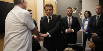 Μακρόν: Με το Ισραήλ μας ενώνει το πένθος – Τζ. Μπάιντεν: Προϋπόθεση κατάπαυσης του πυρός η απελευθέρωση των ομήρων