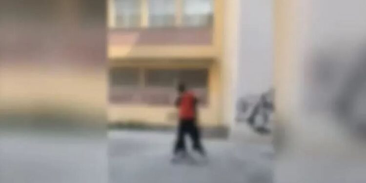 Πάτρα: 13χρονος έσπασε τα δόντια συμμαθητή του στο προαύλιο του σχολείου