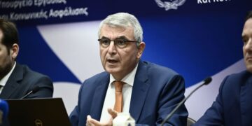 Πάνος Τσακλόγλου: Οι βασικές αλλαγές στην επαγγελματική ασφάλιση