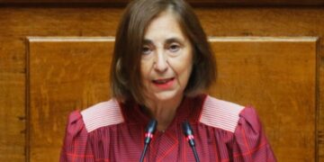 Μ. Αθανασίου: Δεν επιλύονται τα πραγματικά προβλήματα του ΕΣΥ-Ωθούνται οι ασθενείς στον ιδιωτικό τομέα