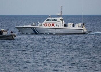 Διάσωση μεταναστών σε Φαρμακονήσι και Σύμη