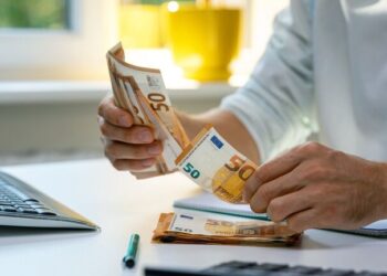 Ελάχιστο Εγγυημένο Εισόδημα: Αύξηση 8% για αιτήσεις που θα εγκριθούν από 1 Δεκεμβρίου