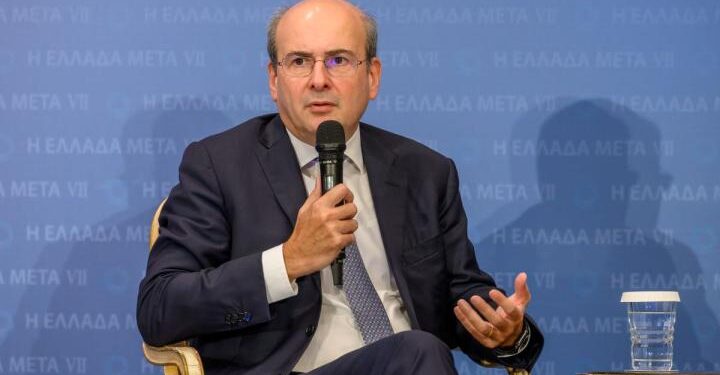 «Συνέδριο Κύκλου Ιδεών»- Κ. Χατζηδάκης: Πρέπει να ενισχυθεί ο ανταγωνισμός στην αγορά και να αντιμετωπισθεί η φοροδιαφυγή