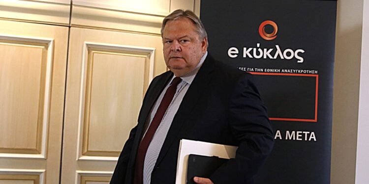 Ευ. Βενιζέλος: «Η κοινωνία έχει συναίσθηση της ασσυμετρίας που διέρχεται η χώρα αλλά δεν βλέπει λύσεις»