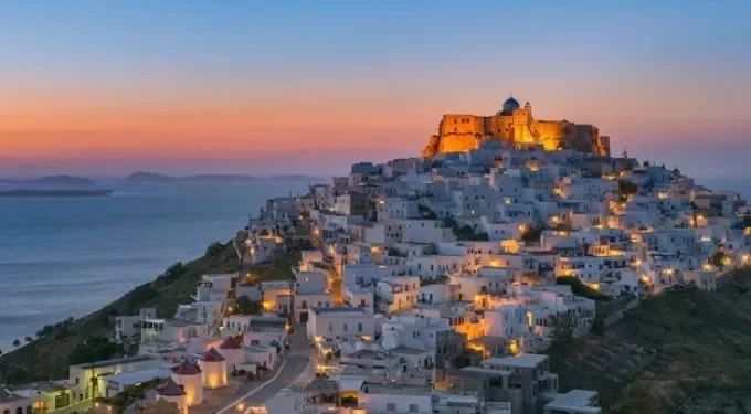 Travel.com: Τα 16 νησιά που κάνουν την Ελλάδα ασυναγώνιστη