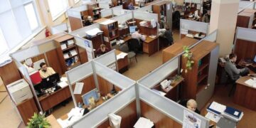 Έρχονται νέα προγράμματα για 50.000 επιδοτούμενες θέσεις εργασίας