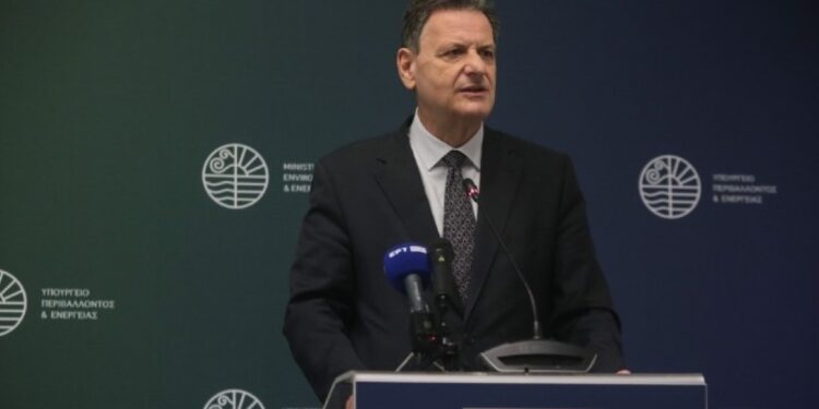 Επίδομα για θέρμανση με ρεύμα σε 1,2 εκατ. καταναλωτές – Στήριξη πολύτεκνων, ποινές για ρευματοκλοπές