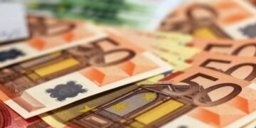 Επίδομα 200 ευρώ από τον ΕΟΠΥΥ – Ποιοι το δικαιούνται