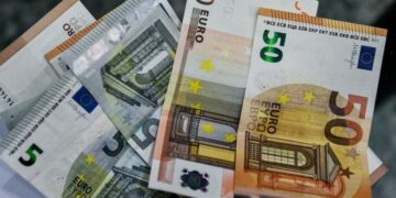 Συντάξεις 2026: Πότε μπαίνουν νωρίτερα τα χρήματα στα ΑΤΜ – Οι ανατροπές λόγω αργιών